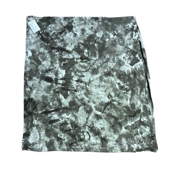 Lululemon vinyasa customizable snap scarf green patterned new - Picture 4 of 8